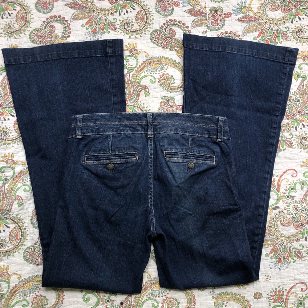 Gap Limited Edition Low Dramatic Flare Bootcut Je… - image 4